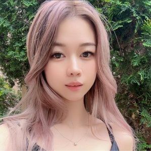 Meet your Posher, Ivy